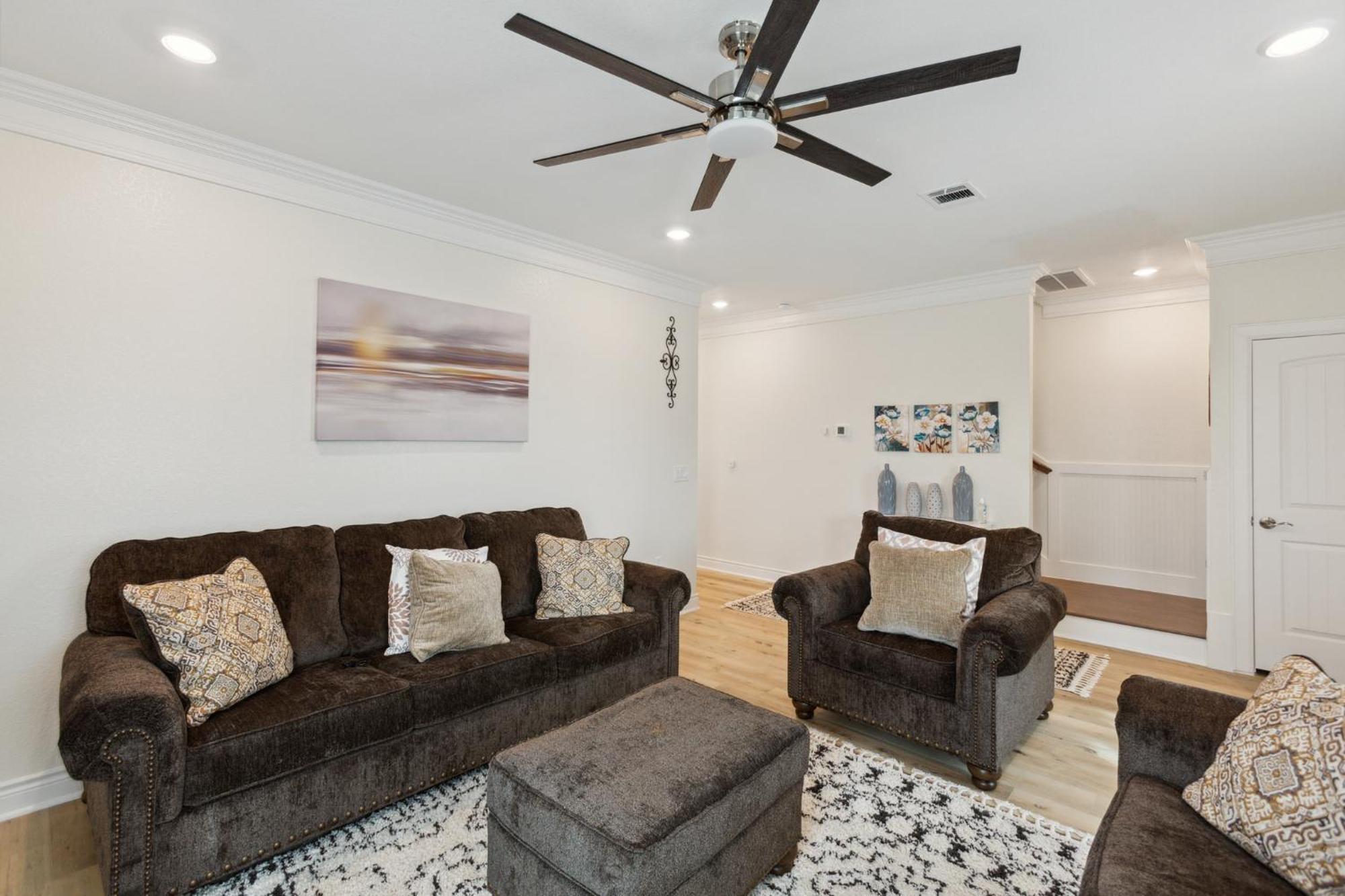 Cozy 3 Bedroom Family In